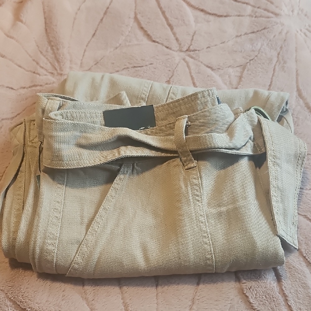 Banana Republic Women's Beige Cargos